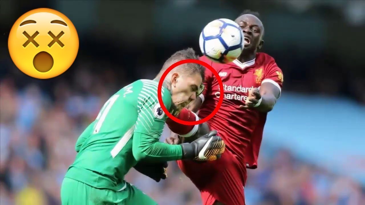 Worst goalkeepers injuries • YouTube