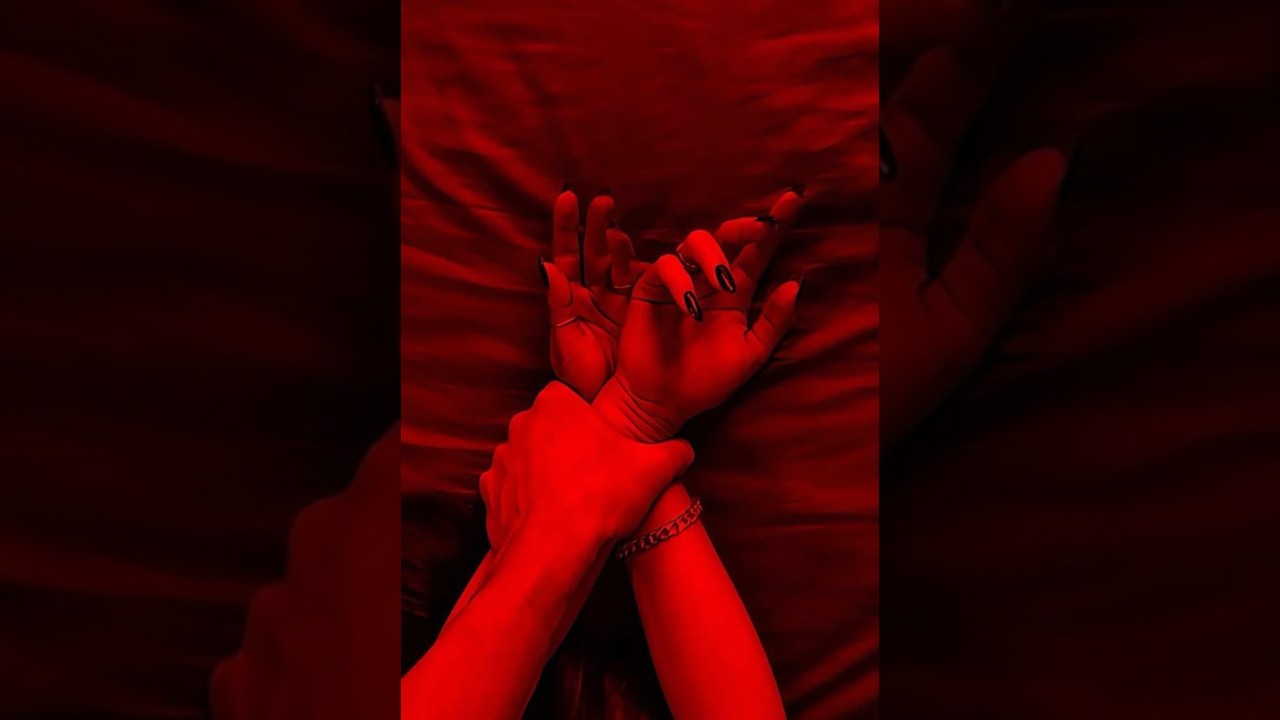 Late night R&B for quiet thoughts, lonely drives, and soft feelings.