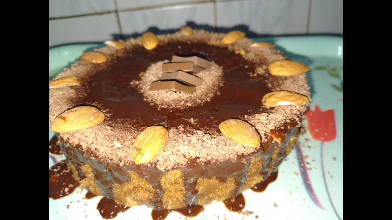 Merry Christmas Cake Recipe in Hindi 2019 Cristmas Chocolate Cake in