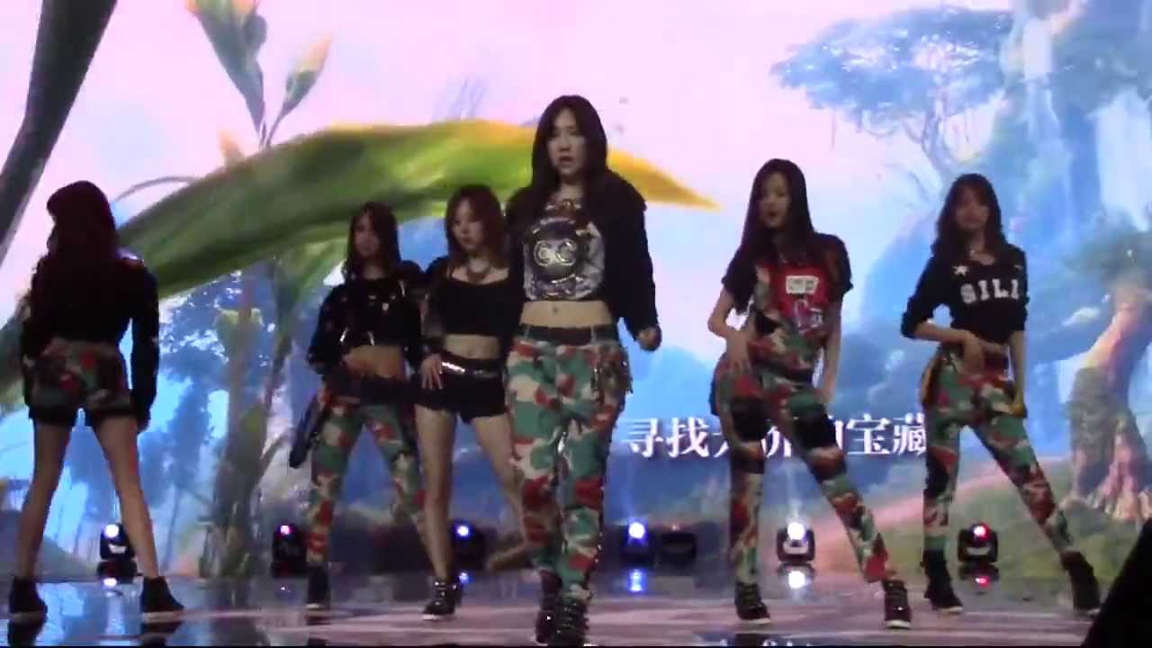 [Fancam] 131130 SNSD - Soul at Blade & Soul Party by 多乐游戏网