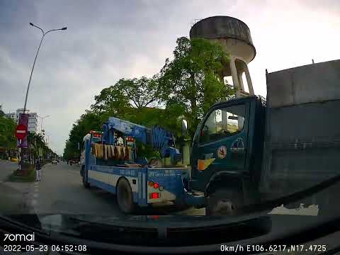 Video 20220523 Va chạm xe máy Quảng Bình. - youtube