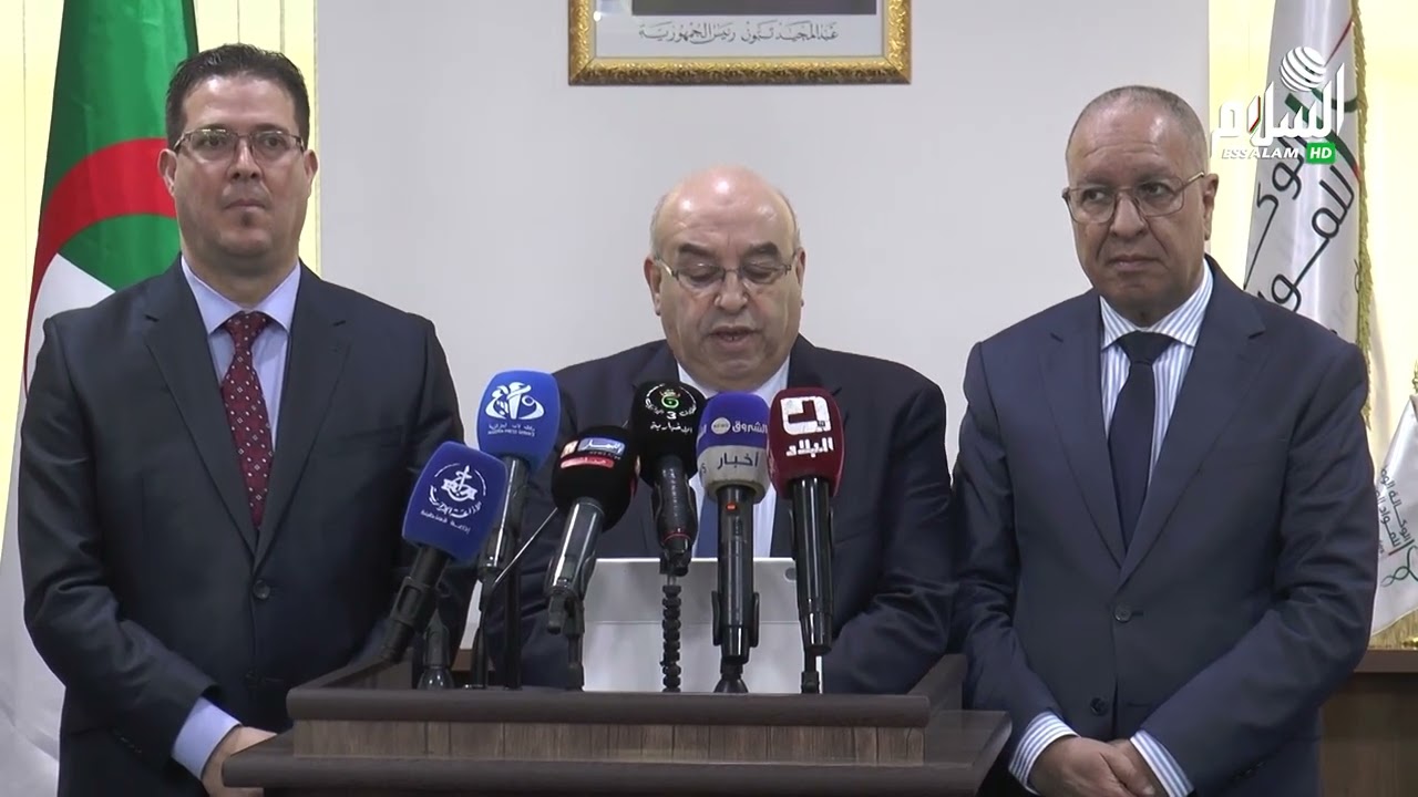 قسنطينة قويدري يدشن ملحقة للوكالة الوطنية للمواد الصيدلانية