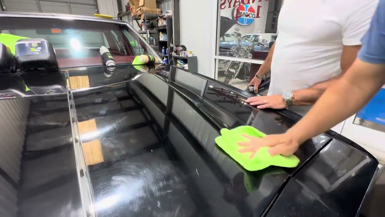 СЕКРЕТЫ РАСКРЫТЫ! Сможем ли мы сохранить эту краску? Oldsmobile Delta 88 1978 года! 14 000 реальн...