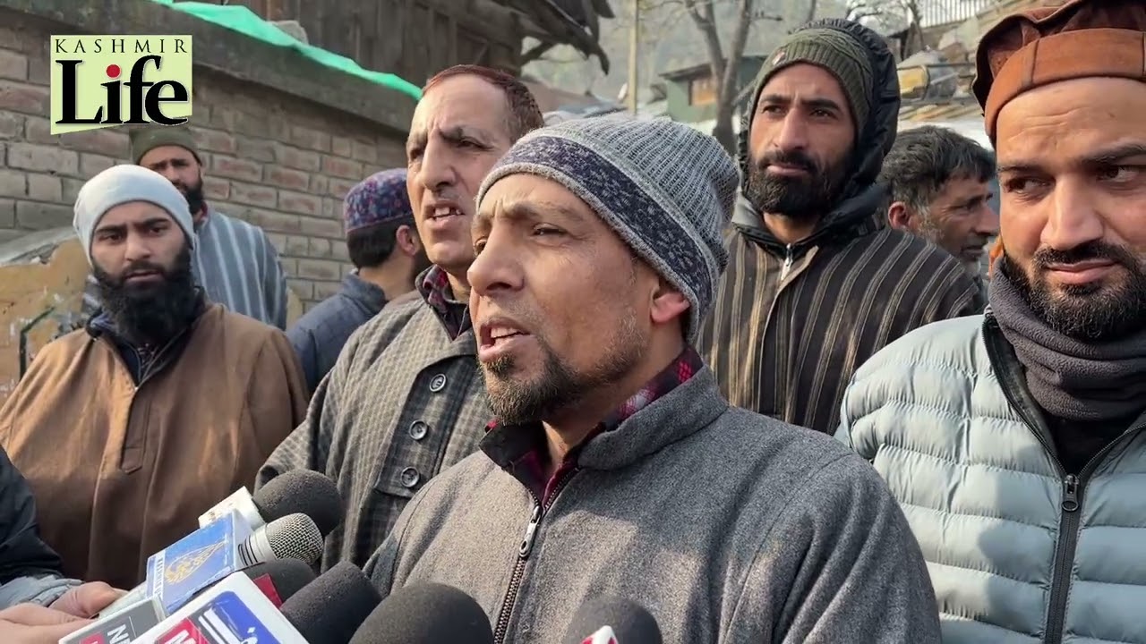 Tral: Residents Protest Power Tariff Hike