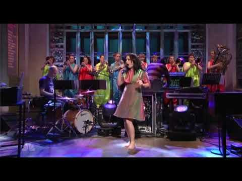 Björk - Wanderlust 2007 SNL Part 10