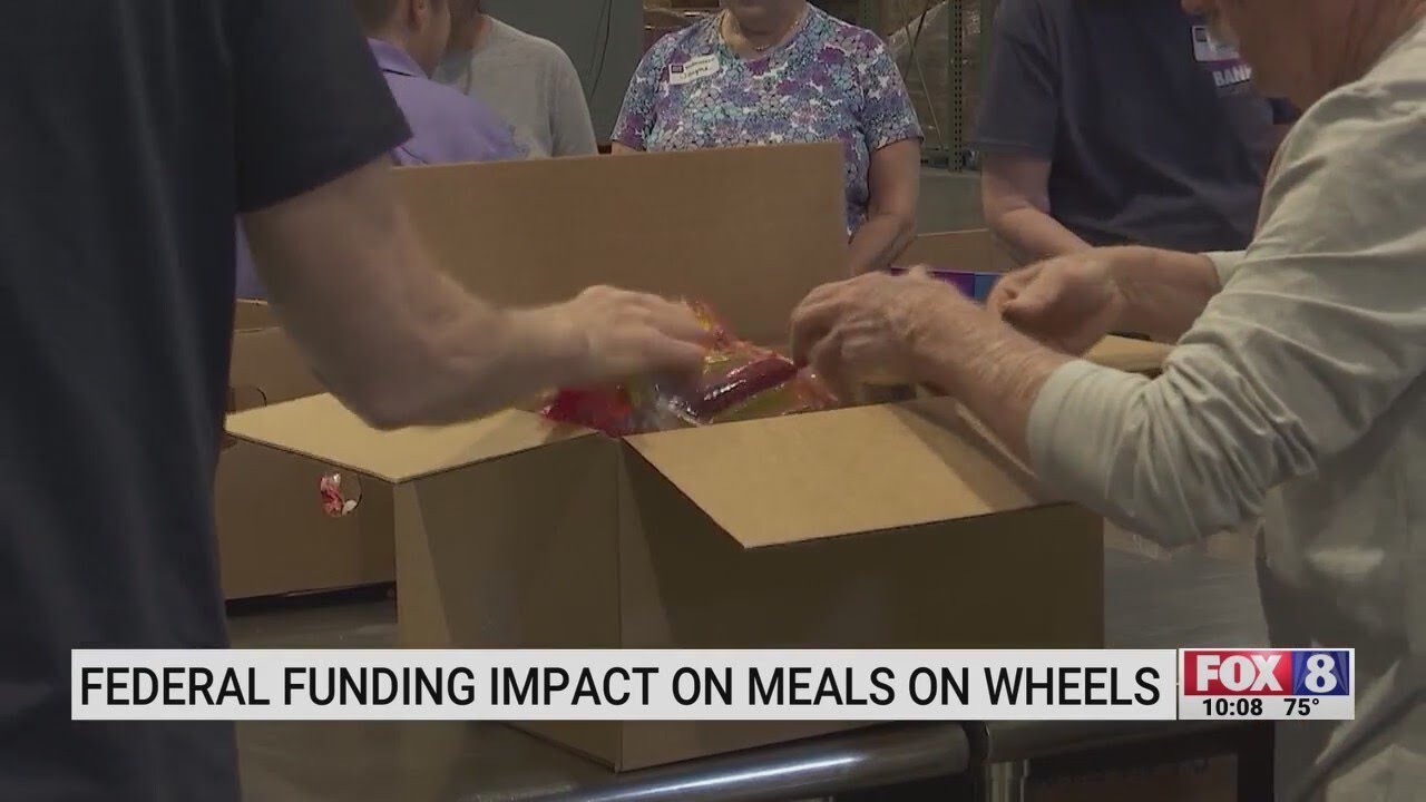 Federal funding impacts Meals on Wheels - YouTube