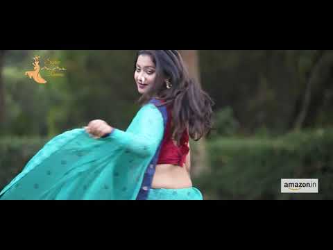 stuti here, saree naari