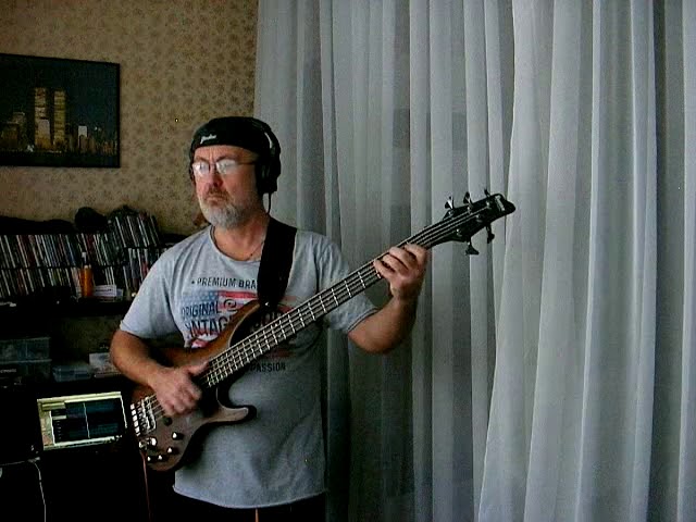 Ibanez EDB555 Ergodyne bass performed by Victor Levchenko