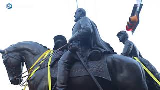 Robert E. Lee statue on its journey to its new home.