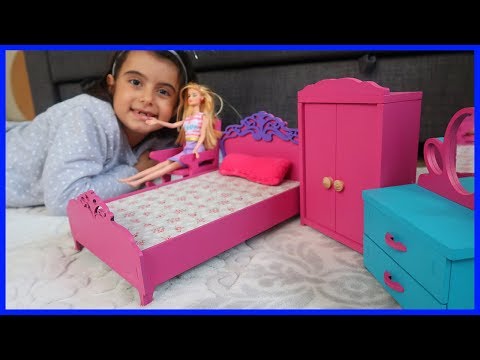 Barbie Bebeğimizin Eşyalarını Düzenledik | Rüya'nın Kanalı