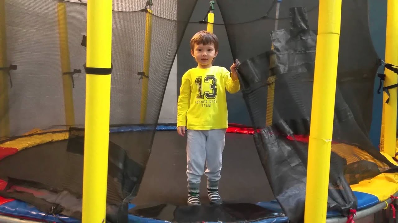 Deti Detskij Centr Jolos V Berline Indoorspielplatz Jolos Kinderwelt In Berlin Youtube