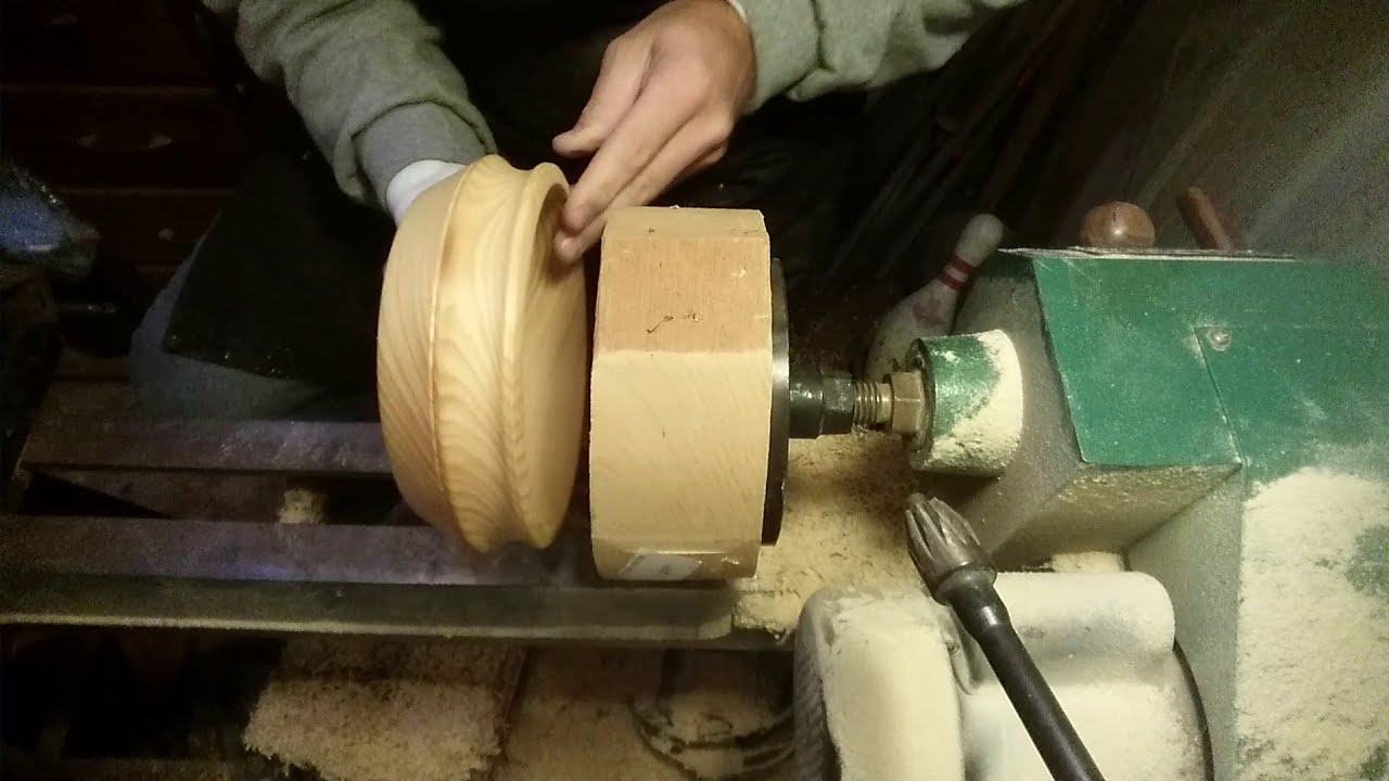 Turning a pine bowl part 2. YouTube