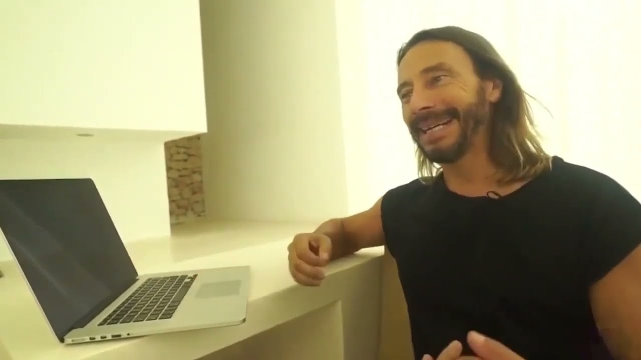 🎼Ce qu'est réellement Ibiza🎶