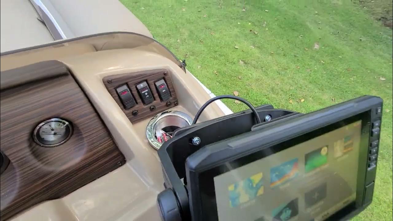Mounting Garmin 93SV to Bennington Pontoon YouTube
