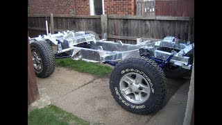 Land Rover defender 90 200tdi galvanised rebuild restoration project in 1 minute