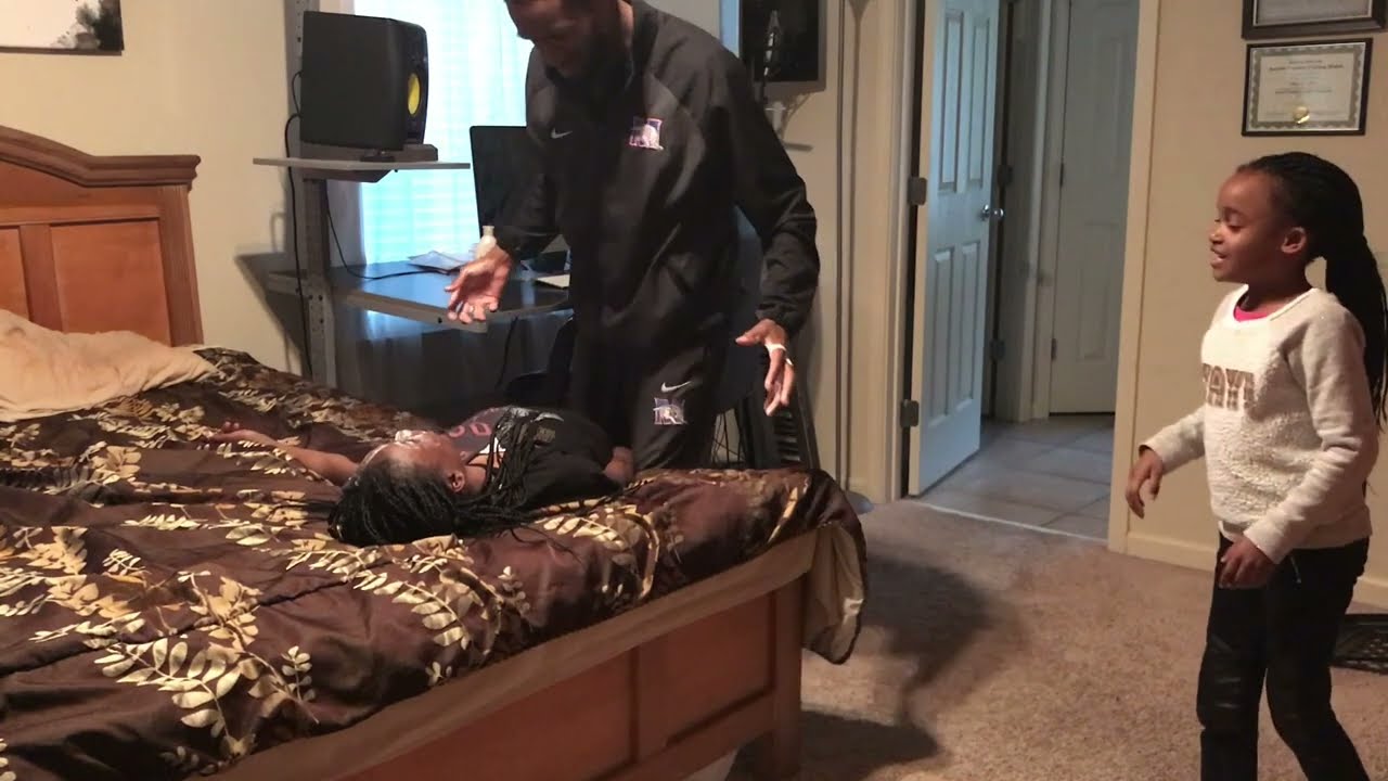 dream big world Girls pick the WRONG day to prank dad while he sleep👀😳