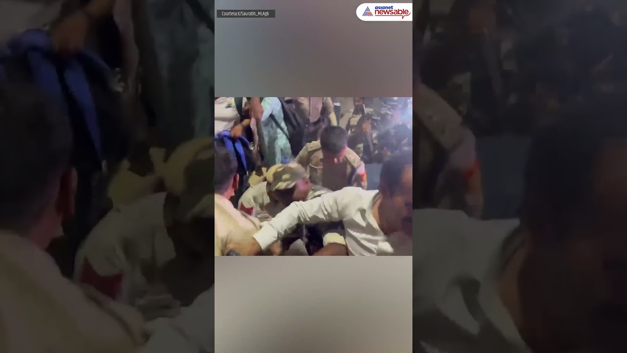 Delhi Minister Saurabh Bhardwaj Detained While Protesting for Bus Marshals