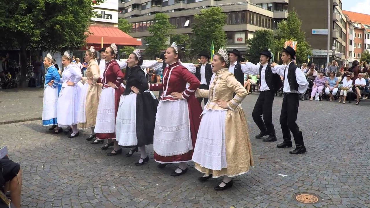 Lochberg Regionaltanzgruppe (Hungary) - Europeade 2015