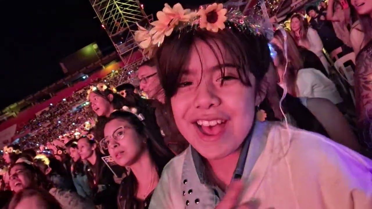 ¨¨SHOW FLOR BERTOTTI¨¨  EN LA PLATA DIC 2024 LO SUBO PARA TENERLO DE RECUERDO HERMOSO CON MI MAMÁ.