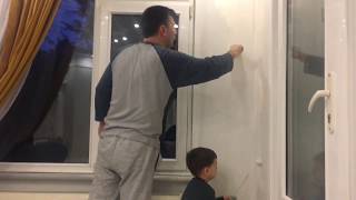 Baba Ile Boya Yapma , Inci Doku Tarzı Rulo Ile Hangi Renge Duvarı Boyuyalım ,Making Paint With Dad