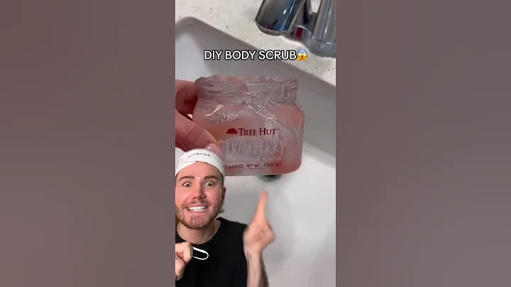 VIRAL DIY BODY SCRUB!😱(follow for more!💗) #bodyscrub #skincare #beauty #skincareroutine #skin #diy