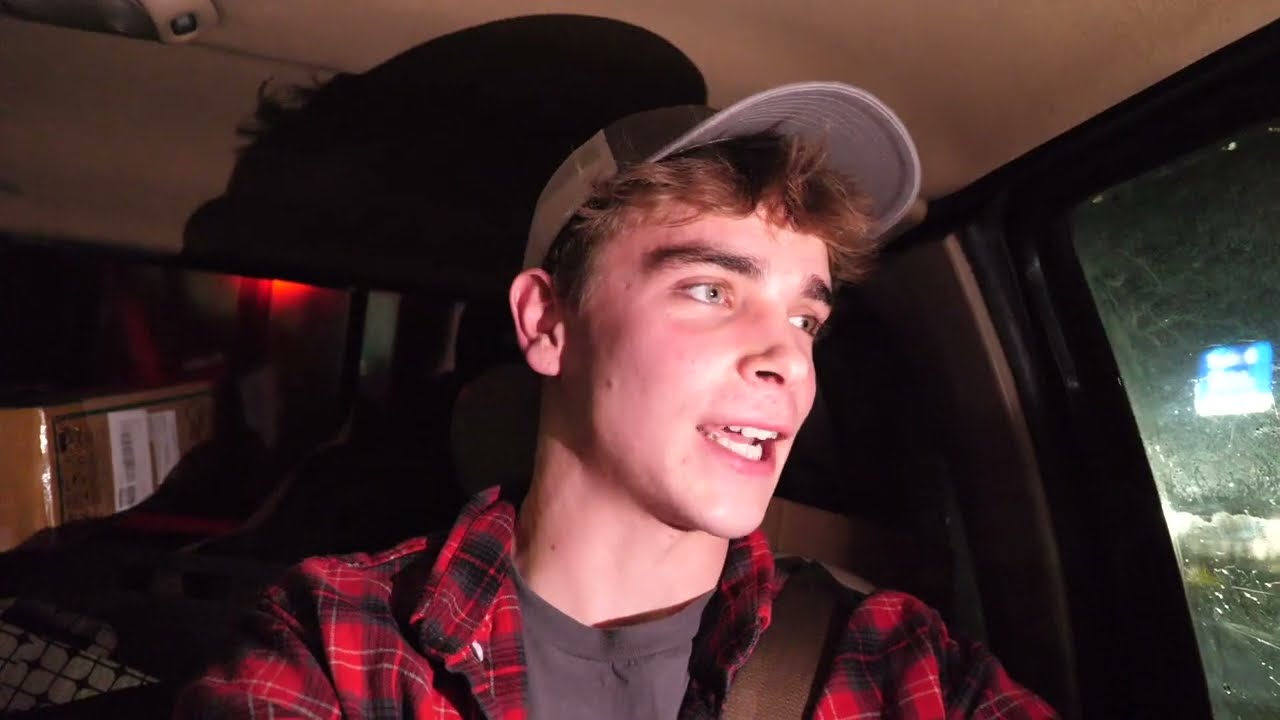 My Boyfriend and I Broke Up… Valentines Day Alone on the Road. 😭