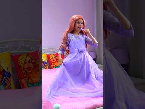 Alice getting dressed in her favorite dresses #kidsvideo