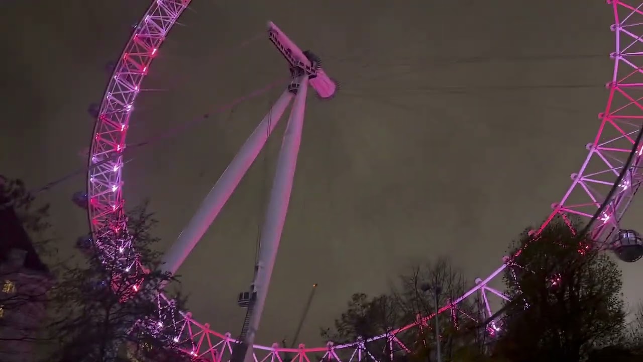 London in December 🌃✨ | Sea Container Hotel & Magical Night Streets