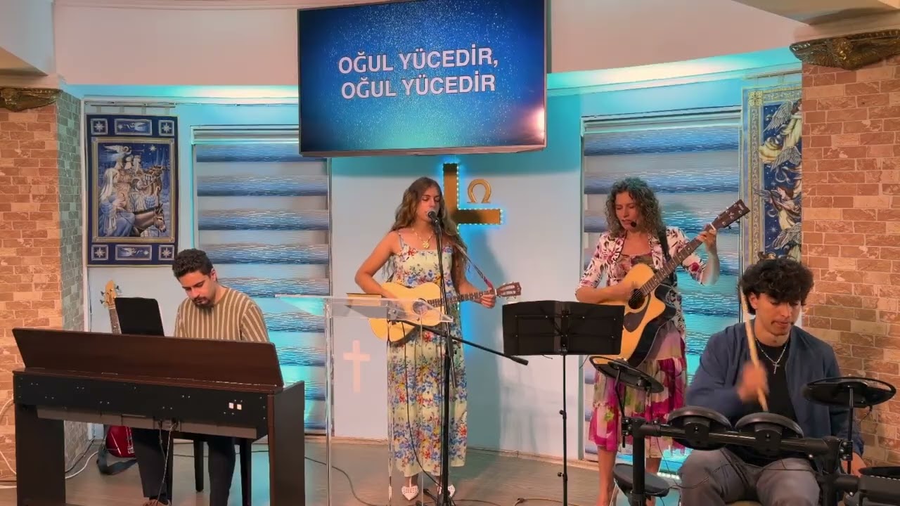 07 06 26 Mesih'in Kilisesi İbadeti