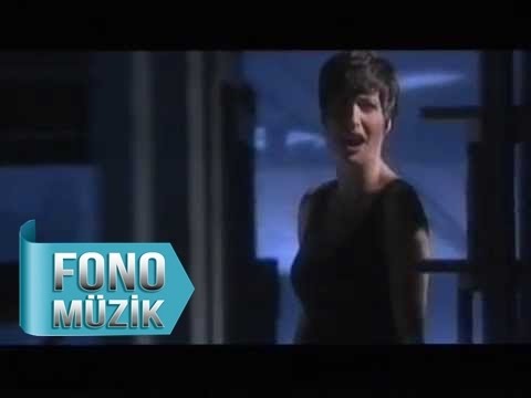 Naşide Göktürk - Yüreğim Rehin (Official Video)