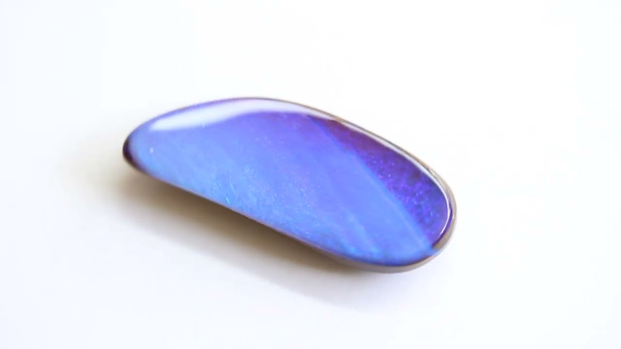 Natural solid boulder opal loose stone 7.65ct