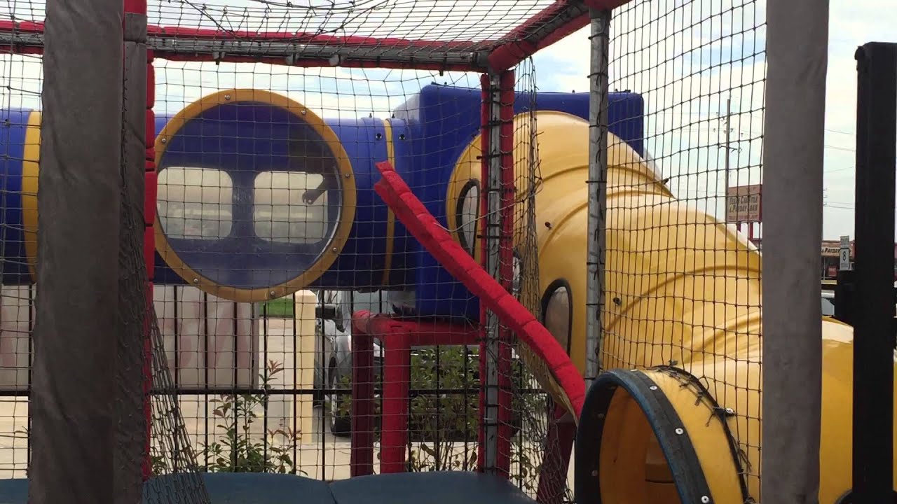 Antonio and Celeste playing at Dairy Queen.