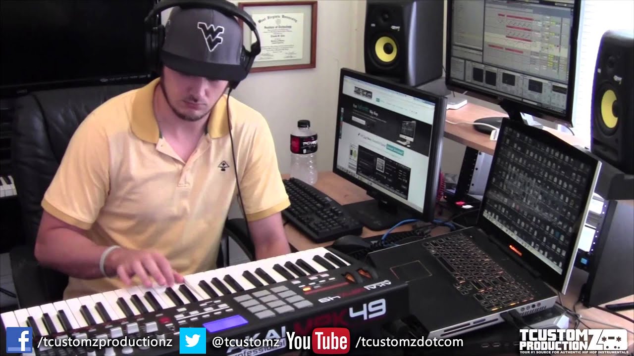 Making "Intro" for the TCustomz Beat Tape Vol. 4 | Hip Hop Beat Making Video