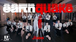 Jisoo earthquake dance challenge in Vietnam.