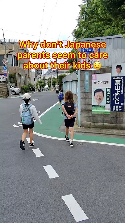 Parents in Japan DO NOT CARE about their children? 😨 #japan #tokyo #shorts #school #travel