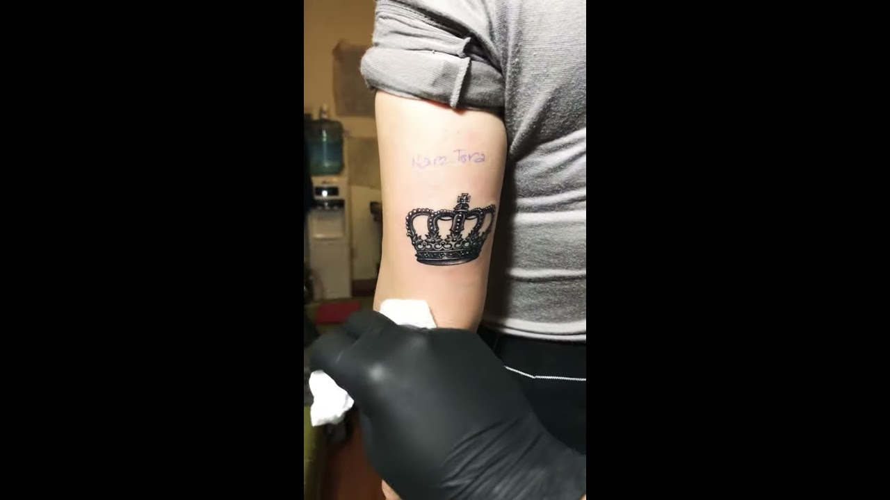 Crown Tattoo – Hình xăm vương miện | Khái quát các nội dung nói về ý nghĩa hình xăm vương miện chi tiết nhất