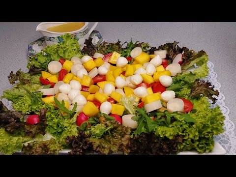 Vídeo: Nós Decoramos A Mesa Com Salada Em Tortinhas