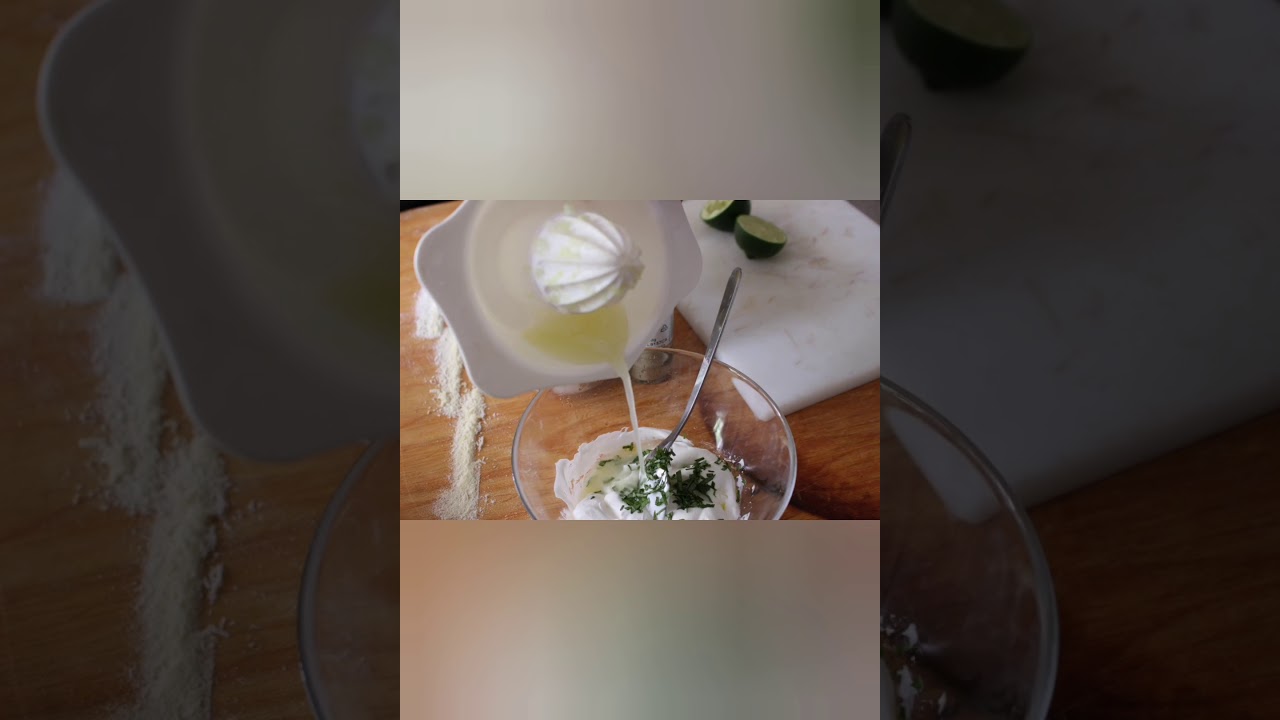 Una fresca salsa allo yogurt