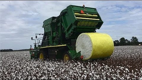 John Deere CP690 Cotton Picker in Action - Seminole County Georgia