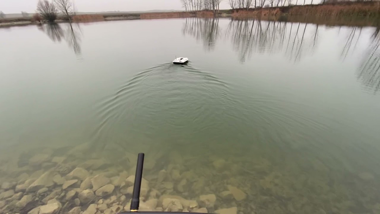 Bajo Pedido Barco Cebador Carpio C3 CAMU ROSADO (Sonda a Color y Gps y  Bosa Transporte)