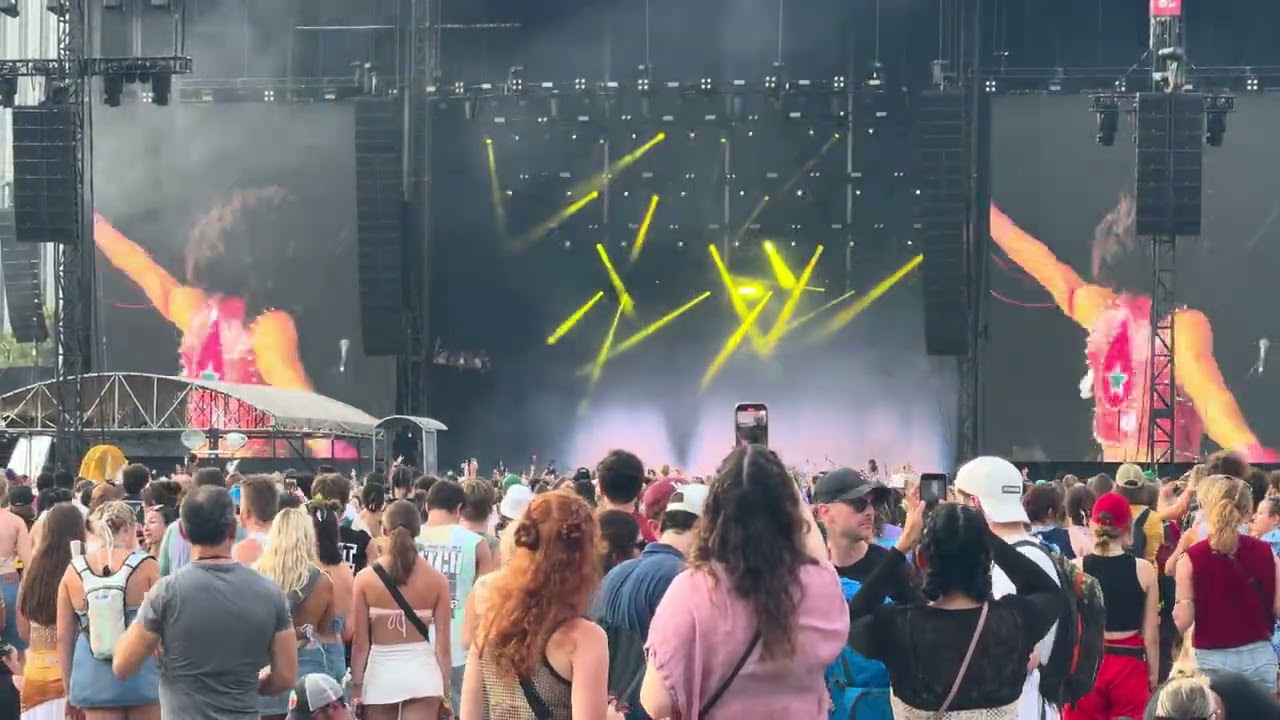 Conan Gray - Never Ending Song [Live @ Lollapalooza] 08/04/2024