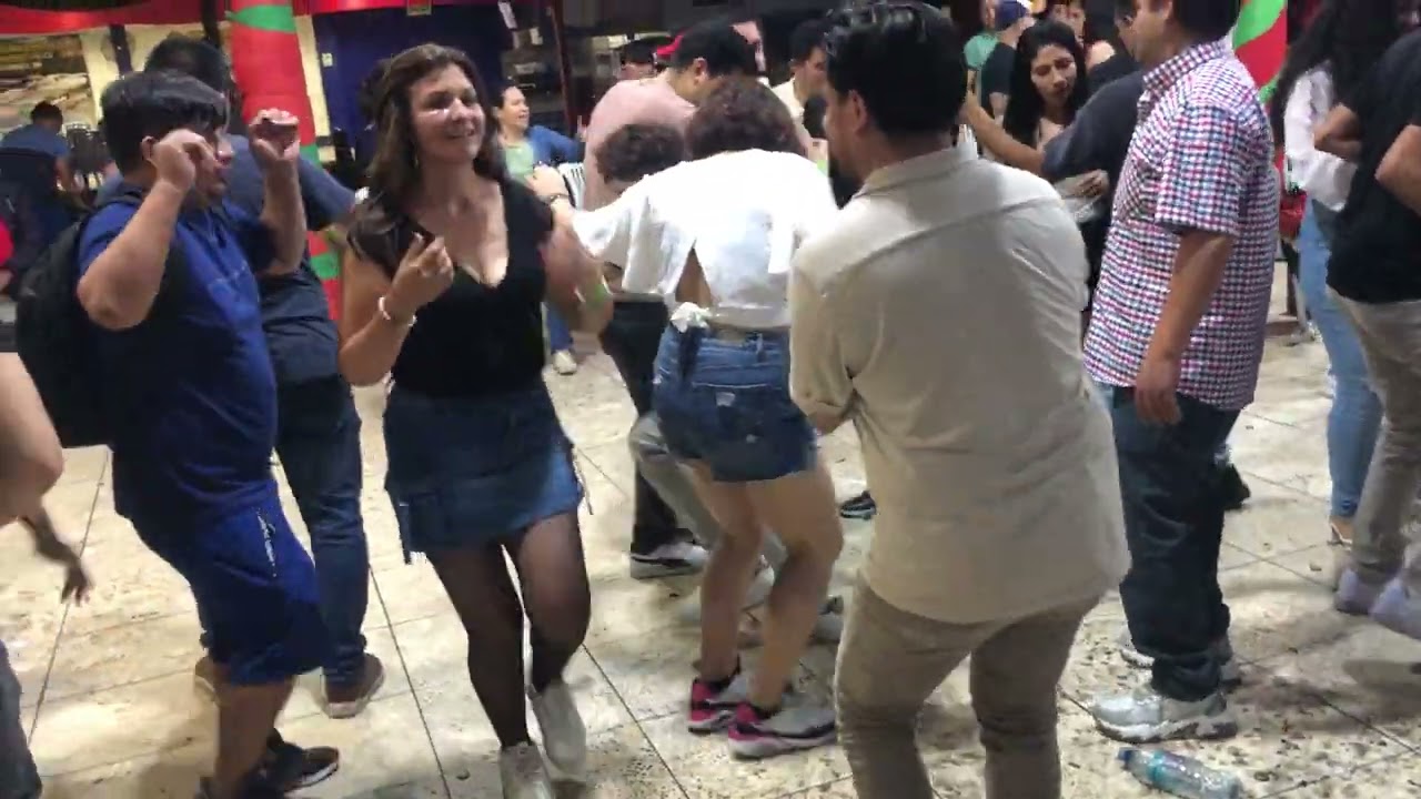 Mix Huaynos - BANDA RENOVACIÓN FILARMÓNICA DE HUAMBO - Lima 2025