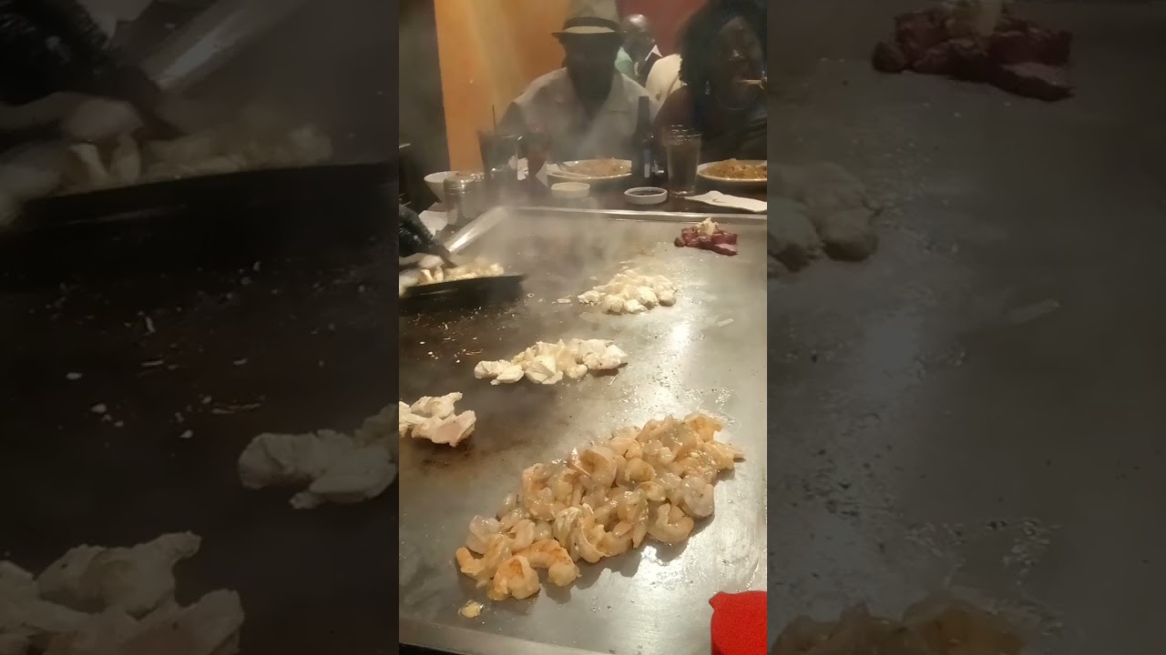 Chef Tim doing the best hibachi all around 