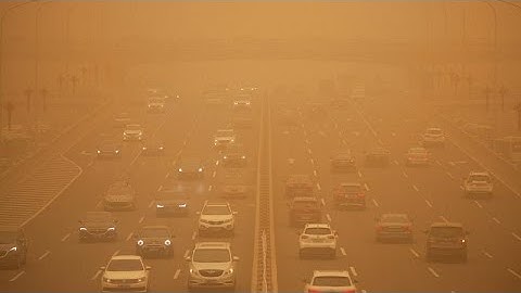 Tempête de sable et pollution : cocktail suffocant à Pékin