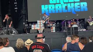 UNCLE KRACKER Performs REASON TO DRINK Brand New Single at the Tampa AMPA on July 22, 2023 Profile