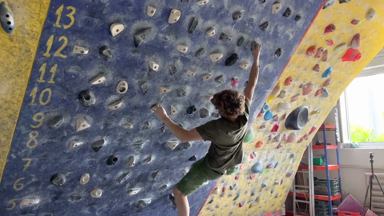 Go big or go home 7C - Moonboard benchmark || heel hook BETA