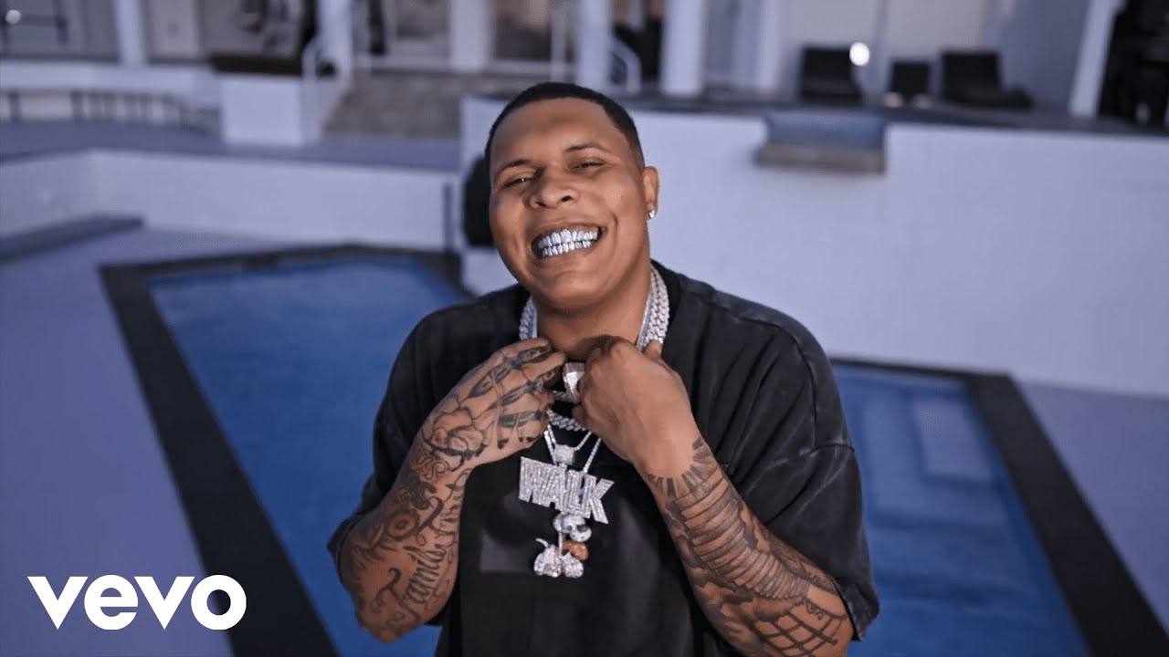 BigWalkDog ft. Moneybagg Yo - Pop It (Music Video) - YouTube
