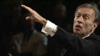 Video thumbnail of "Verdi - Requiem: Dies Irae (Claudio Abbado, Berlin Philharmonic (2002))"