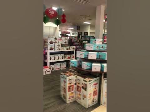 JCPENNEY Employee: Make Way for the Toys - YouTube
