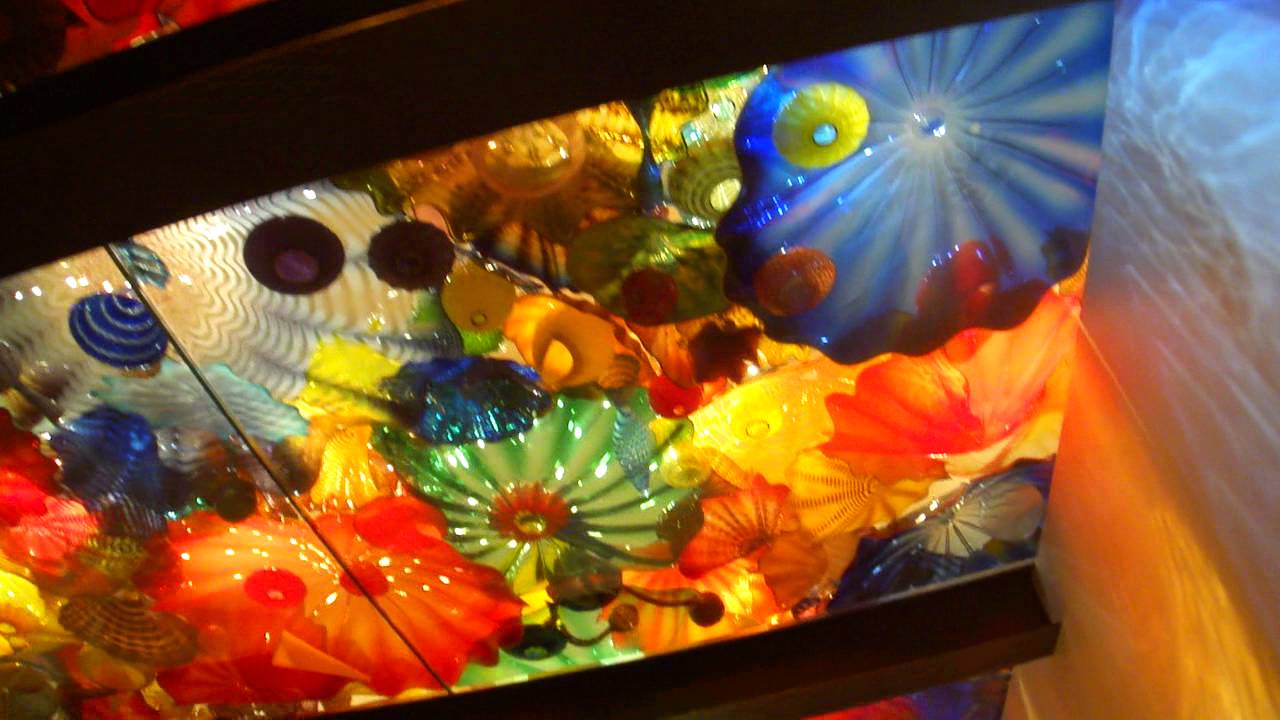What It S Like Admiring The Persian Ceiling Chihuly Garden And Glass